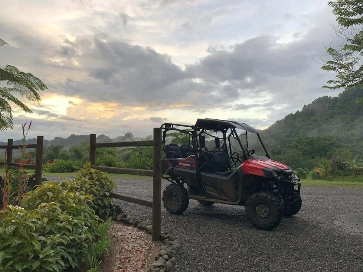 Vakantieboerderij Monte Sagrado Reserve - Wellnesstanama Riverfarm Cabin Quebrada Puerto Rico